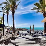 Penthouse Duplex-torrevieja, Close To The * Торевьиа