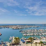 Penthouse Duplex-torrevieja, Close To The Торевьиа