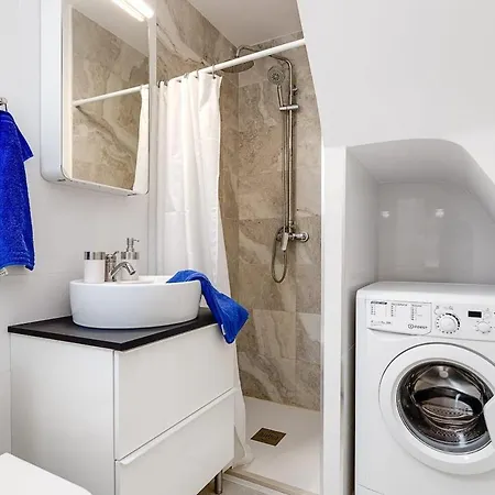 Penthouse Duplex-torrevieja, Close To The Apartment