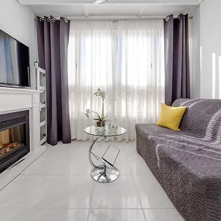 Διαμέρισμα Penthouse Duplex-torrevieja, Close To The Τορεβιέχα