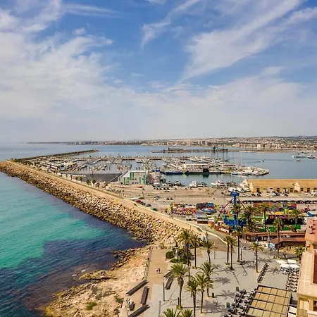 Penthouse Duplex-torrevieja, Close To The Τορεβιέχα